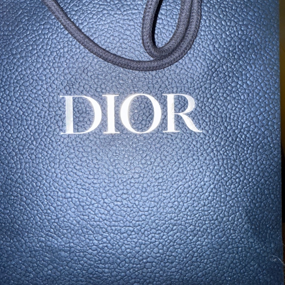 Dior Black Textured Black Wallet - Picture 8 of 8